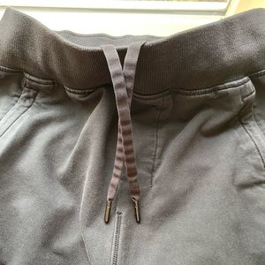 Small Lululemon joggers